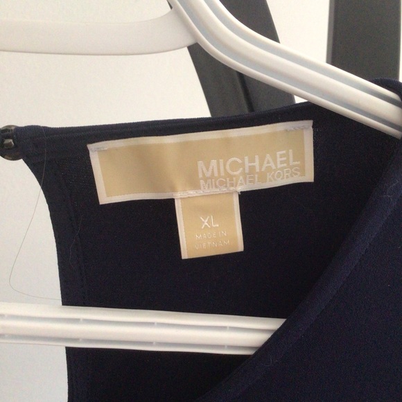 Michael Kors Top XL - Picture 6 of 6